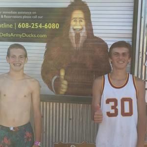 Meet your Posher, Anderson